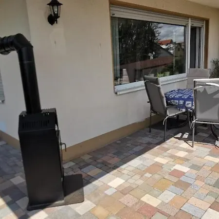 Apartamento Ferienwohnung Am Schwedenberg Elfershausen